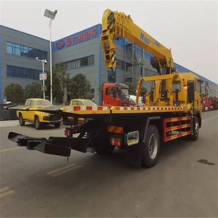 舒城县附近小随车吊出租电话，轻松解决搬运烦恼